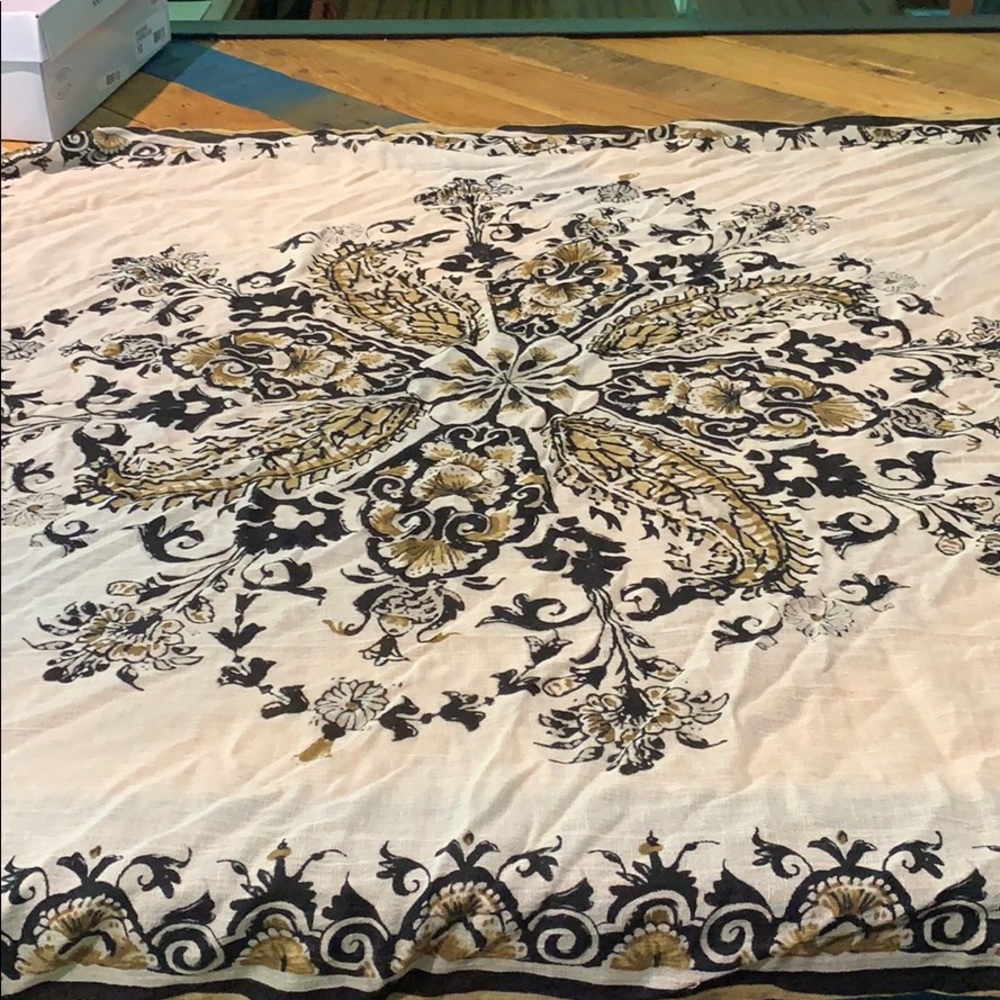 Bohemian style J.Jill Scarf